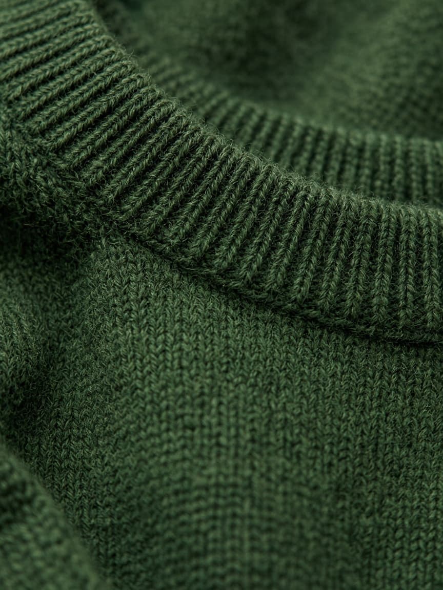 Merino Knit Sweater – detail